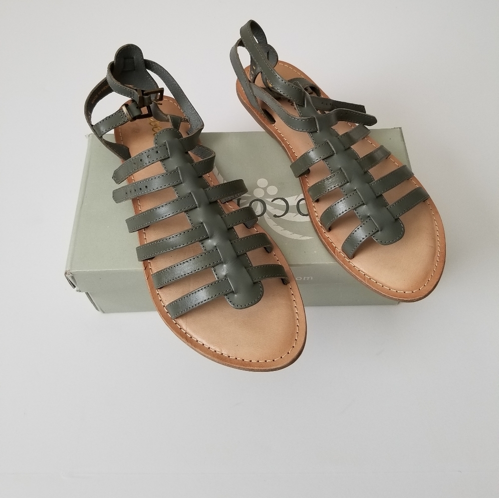 Sandal - Picture 5 of 6